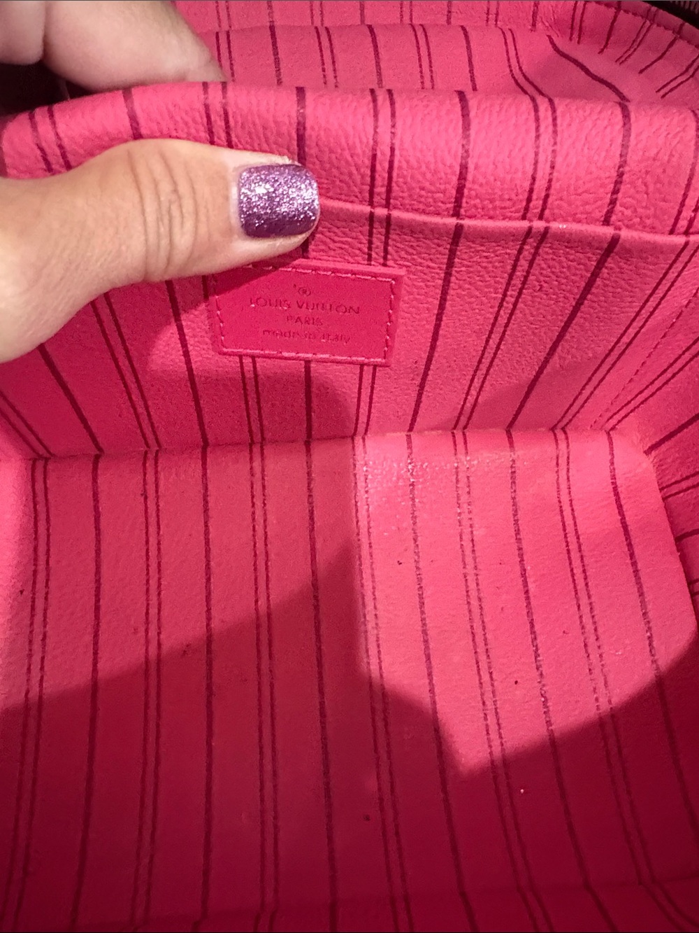 Louis Vuitton Monogram Vanity Case with Pink Trim - Picture 7 of 10